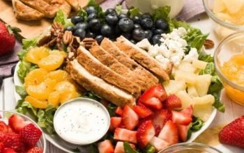 Monsoon salad + veg juice + white bread sandwich